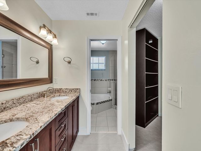 13400 NW 5th Court, Plantation, FL 33325