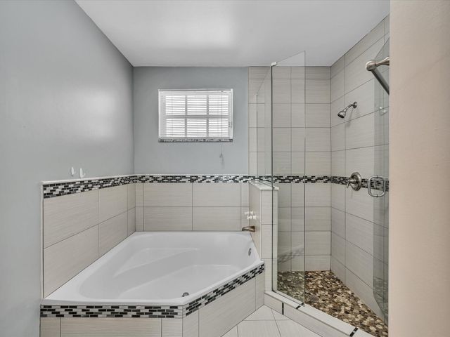 13400 NW 5th Court, Plantation, FL 33325