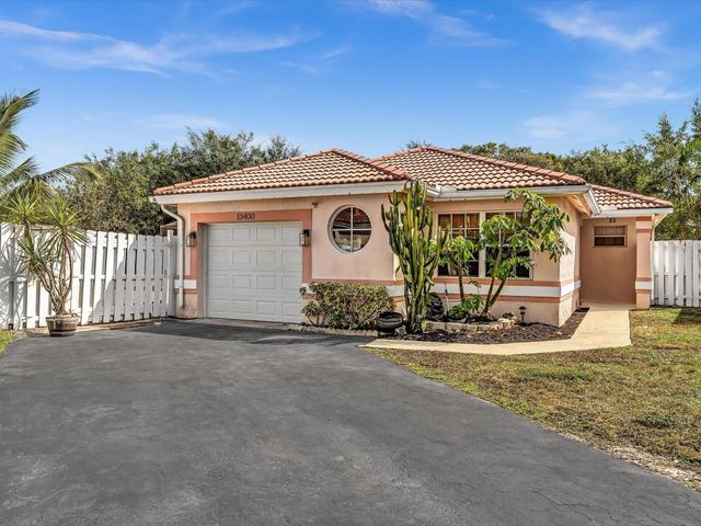 13400 NW 5th Court, Plantation, FL 33325