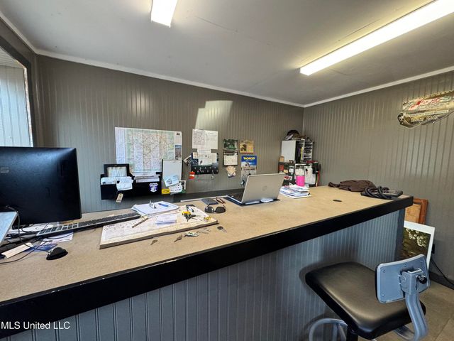 310 E South Street, Hernando, MS 38632