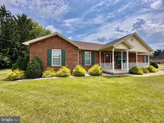 400 CENTURY DRIVE DR #1, Greencastle, PA 17225