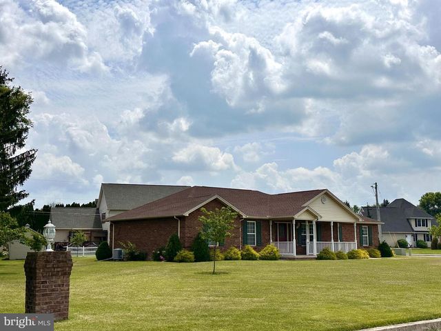 400 CENTURY DRIVE DR #1, Greencastle, PA 17225