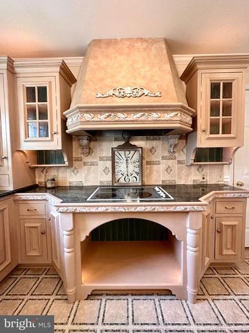 400 CENTURY DRIVE DR #1, Greencastle, PA 17225