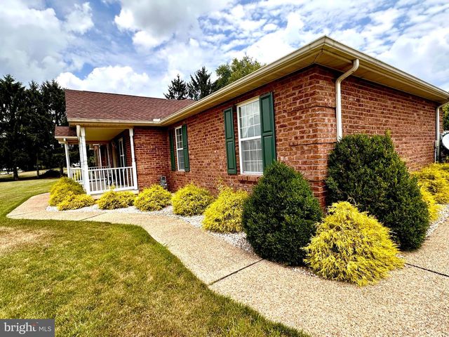 400 CENTURY DRIVE DR #1, Greencastle, PA 17225