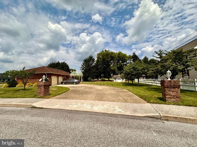400 CENTURY DRIVE DR #1, Greencastle, PA 17225