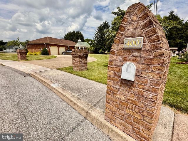 400 CENTURY DRIVE DR #1, Greencastle, PA 17225