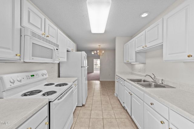 11370 Clubhaven Place 103, Raleigh, NC 27617