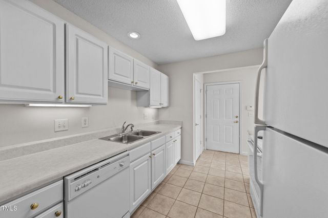 11370 Clubhaven Place 103, Raleigh, NC 27617