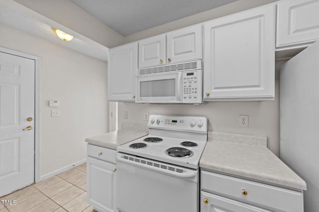 11370 Clubhaven Place 103, Raleigh, NC 27617