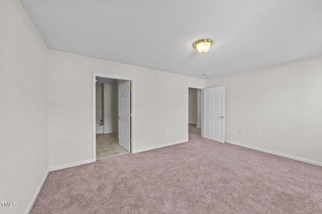 11370 Clubhaven Place 103, Raleigh, NC 27617