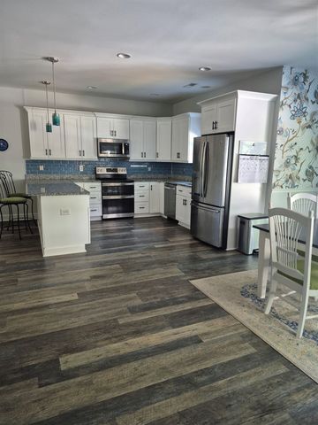 359 Country Club Dr., Pawleys Island, SC 29585