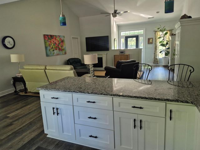 359 Country Club Dr., Pawleys Island, SC 29585
