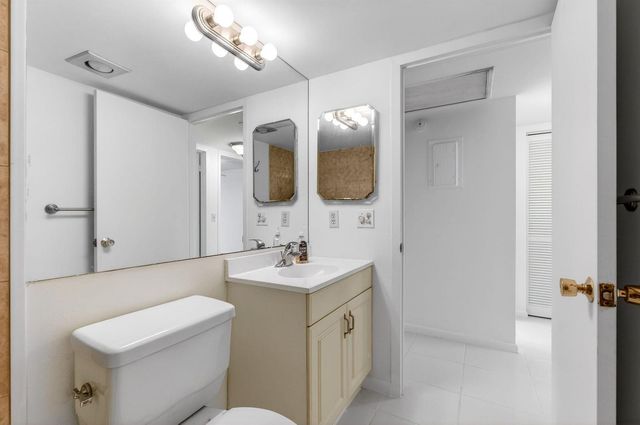3010 Guildford A, Boca Raton, FL 33434