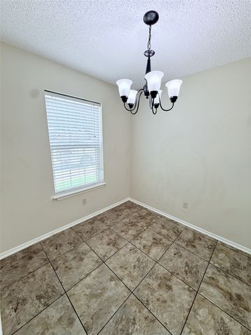 620 Race Street A, Crowley, TX 76036