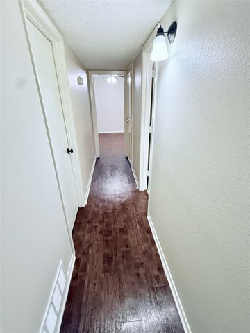 620 Race Street A, Crowley, TX 76036