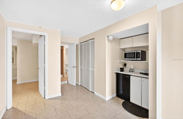 2134 POPE AVENUE, South Daytona, FL 32119
