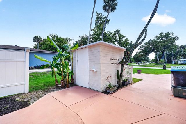 2134 POPE AVENUE, South Daytona, FL 32119