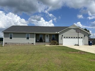 460 Northpoint Dr, Summertown, TN 38483