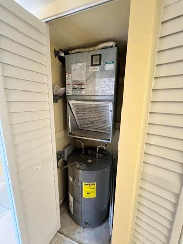 3001 NW 48th Avenue 439, Lauderdale Lakes, FL 33313