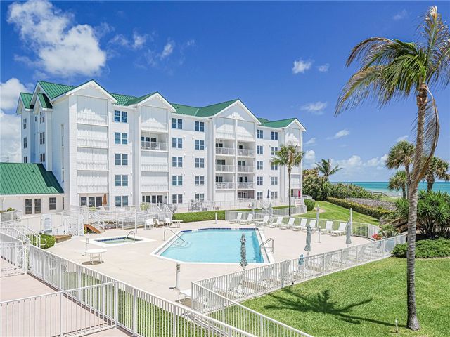2700 Ocean Drive 208, Vero Beach, FL 32963