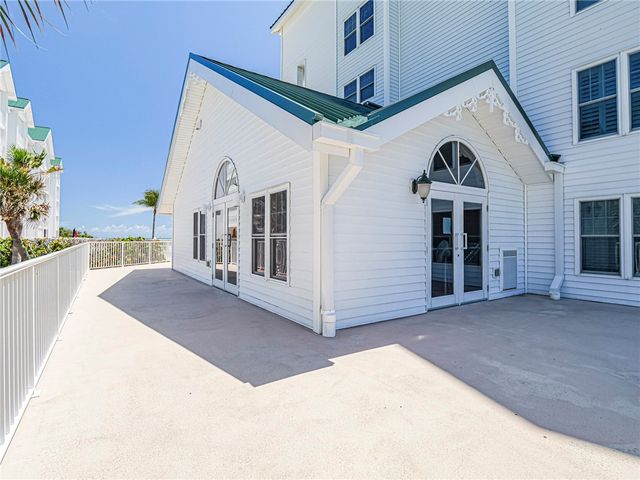 2700 Ocean Drive 208, Vero Beach, FL 32963