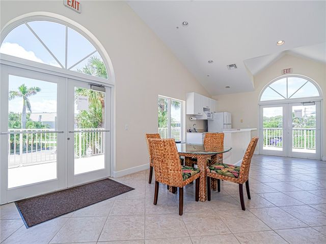 2700 Ocean Drive 208, Vero Beach, FL 32963