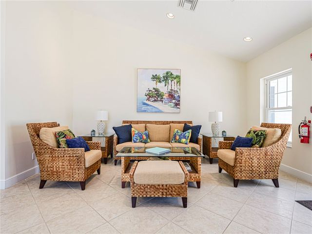 2700 Ocean Drive 208, Vero Beach, FL 32963
