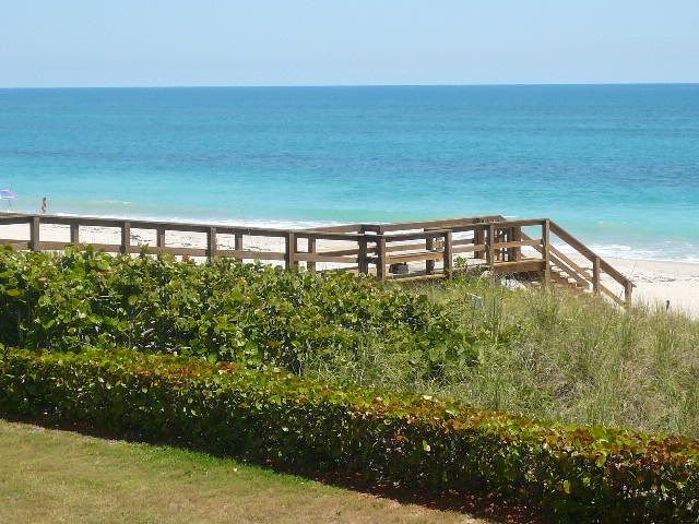 2700 Ocean Drive 208, Vero Beach, FL 32963