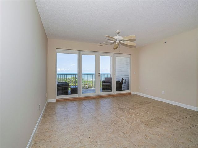 2700 Ocean Drive 208, Vero Beach, FL 32963