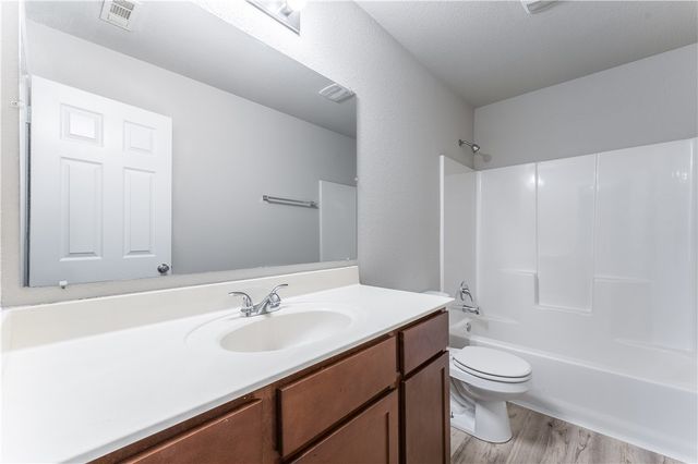 1570 Scotland Drive, Centerton, AR 72719