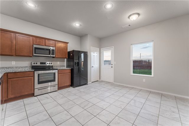 1570 Scotland Drive, Centerton, AR 72719