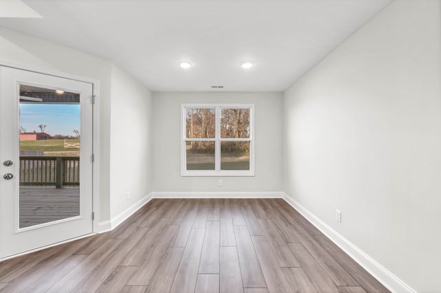 544 Ayden Ln, Clarksville, TN 37042