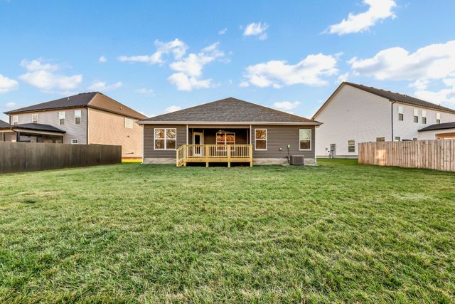 544 Ayden Ln, Clarksville, TN 37042