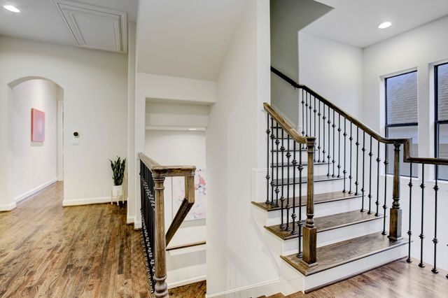 5506 Darling Street, Houston, TX 77007