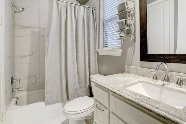 5506 Darling Street, Houston, TX 77007