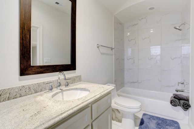 5506 Darling Street, Houston, TX 77007