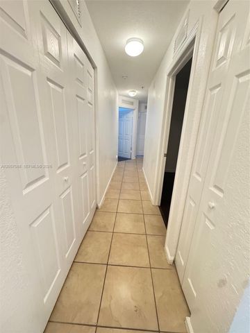 11601 NW 89 St 106, Doral, FL 33178