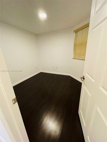 11601 NW 89 St 106, Doral, FL 33178