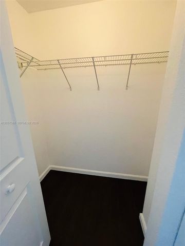 11601 NW 89 St 106, Doral, FL 33178