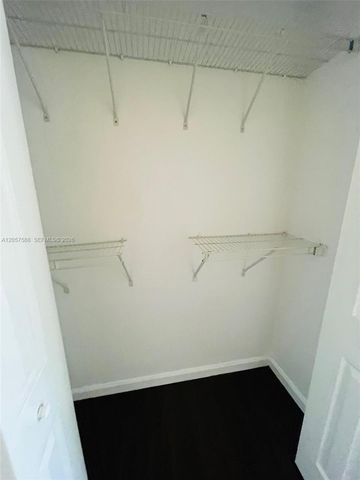 11601 NW 89 St 106, Doral, FL 33178