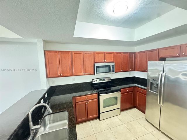 11601 NW 89 St 106, Doral, FL 33178
