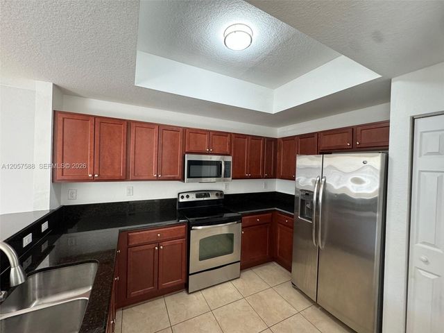 11601 NW 89 St 106, Doral, FL 33178