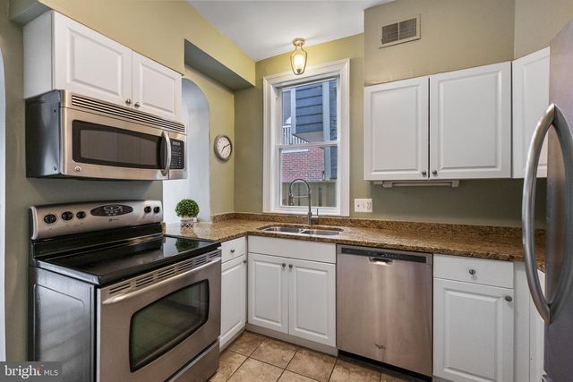 145 D ST SE, Washington, DC 20003