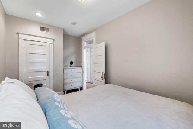 145 D ST SE, Washington, DC 20003