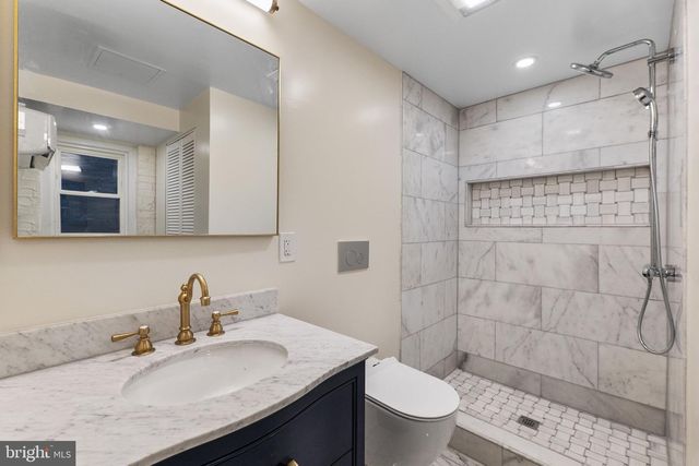 145 D ST SE, Washington, DC 20003