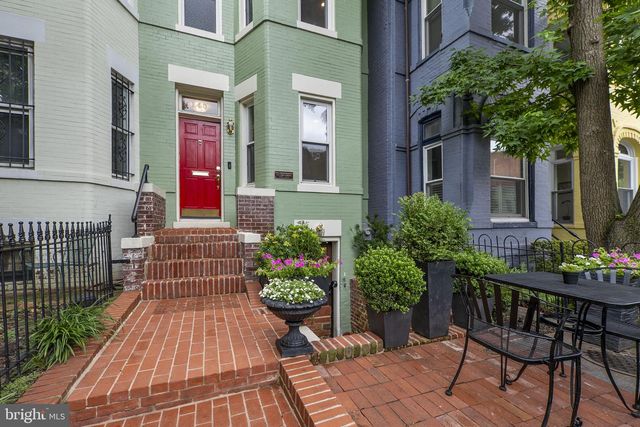 145 D ST SE, Washington, DC 20003