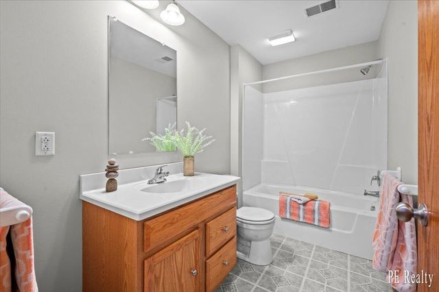 1129 Kensington Street Nw, City Of Walker, MI 49534