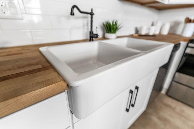 6035 Karl Road, Columbus, OH 43229