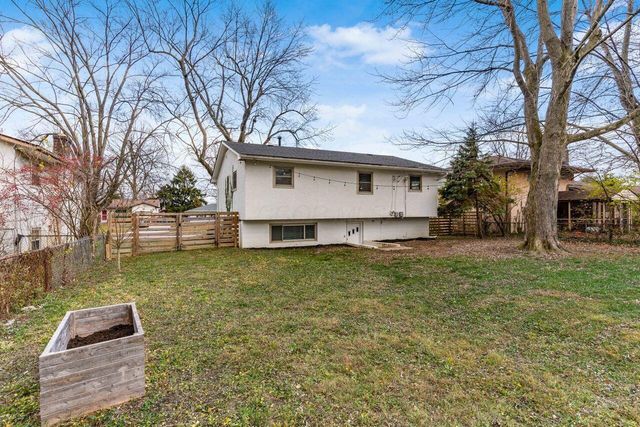 6035 Karl Road, Columbus, OH 43229