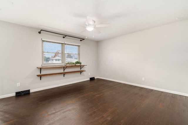 6035 Karl Road, Columbus, OH 43229